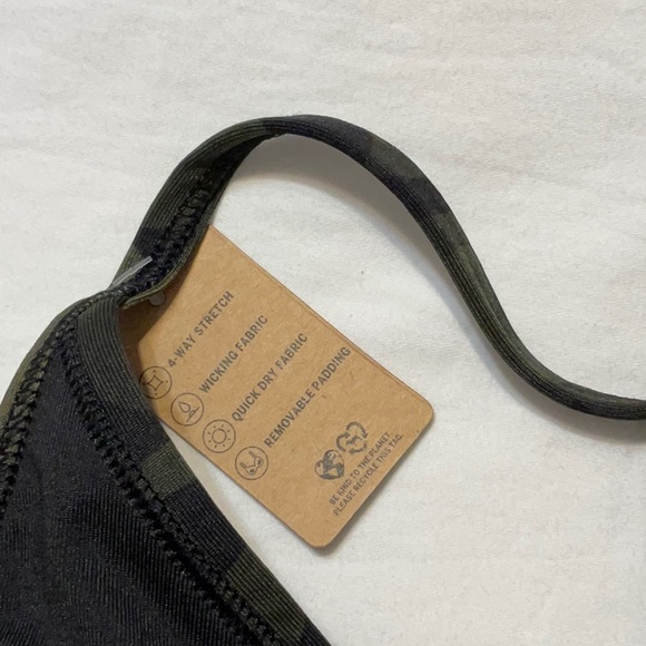 pink Sports bra - Picture 6 of 8